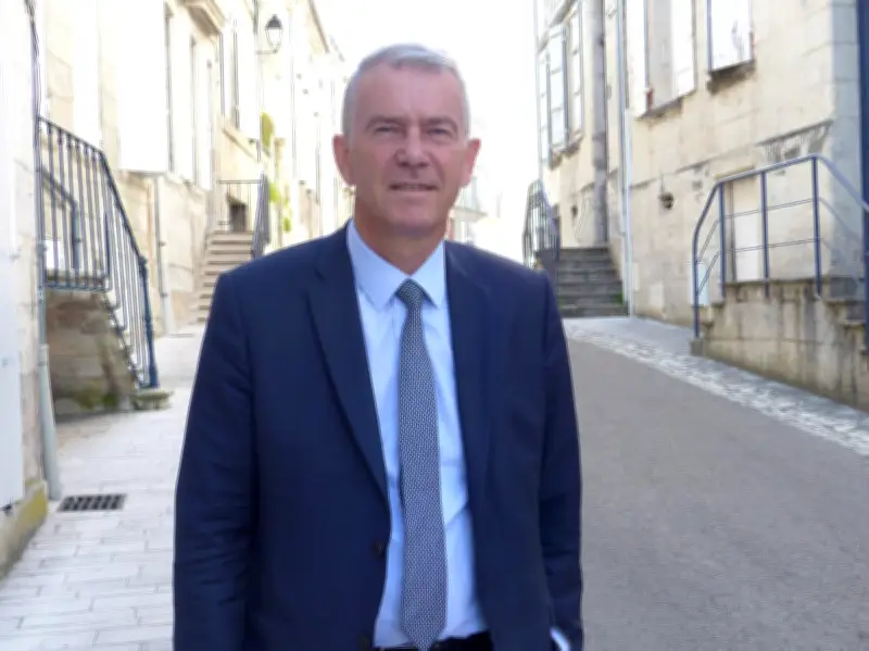 Jean-Philippe Ardouin renonce aux municipales de Saintes pour éviter la division