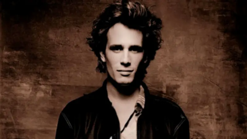 Jeff Buckley, une légende immortelle du rock, fascine encore près de trente ans après sa disparition