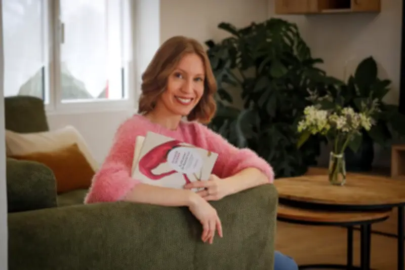 Jennifer Kerner dévoile son essai sur la maternité et son passage dans 'Les Loups-Garous'