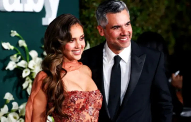 Jessica Alba et Cash Warren officialisent leur divorce après 20 ans de mariage