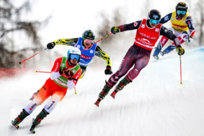 JO 2026 : Les athlètes inquiets de la fonte des glaciers mais adeptes de la neige artificielle
