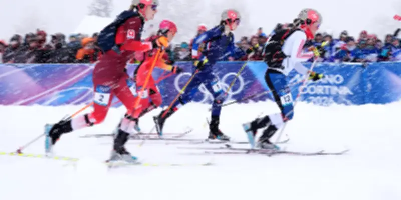 JO 2026 : Les Français en quête de médailles lors d'une journée chargée en ski-alpinisme et patinage