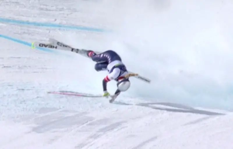 JO 2026 : Vonn blessée, la France brille en biathlon, et les athlètes face à Trump