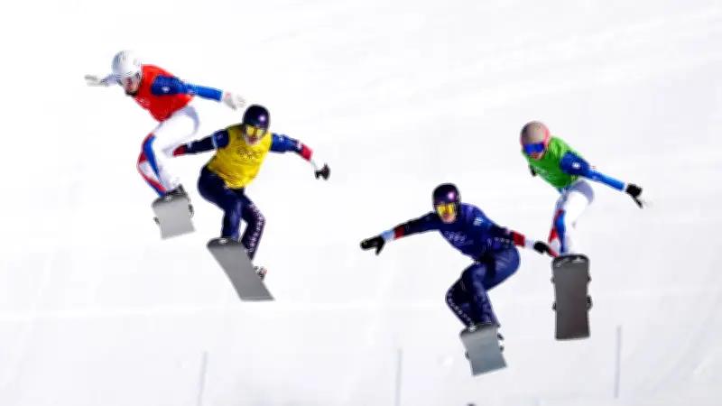JO Milan 2026 : Chloé Trespeuch exprime sa tristesse après son élimination en snowboardcross