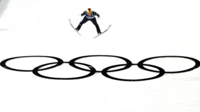 JO Milan 2026 : Suisses en or au combiné alpin, Eileen Gu battue, le bilan du 9 février