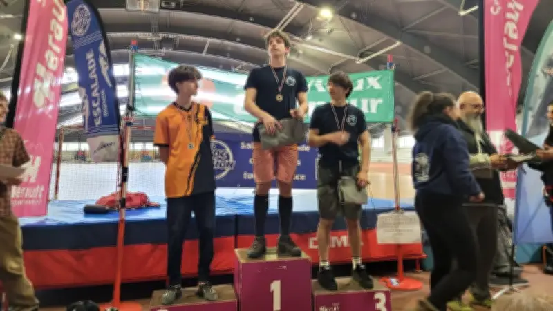 John Strasser décroche l'or au championnat interdépartemental d'escalade U17