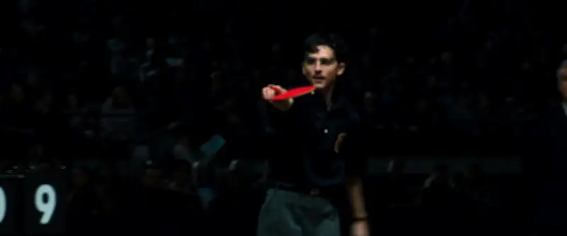 Josh Safdie signe un film audacieux sur un joueur de ping-pong avec Timothée Chalamet