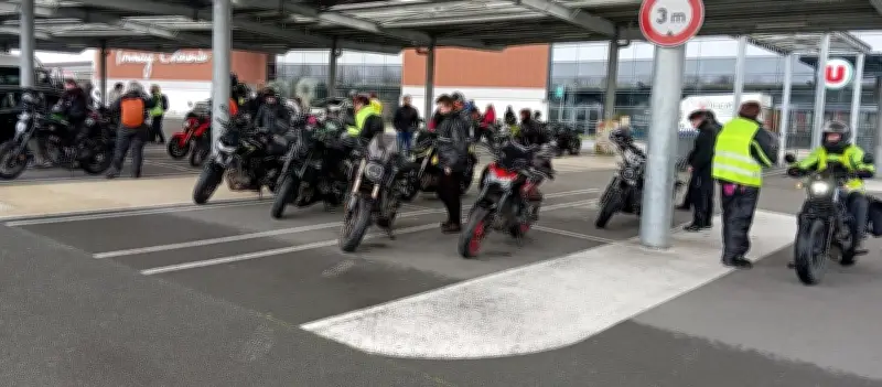 Journée moto féminine le 8 mars : balade, atelier mécanique et convivialité