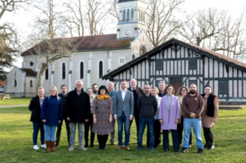 Julien Biremont présente sa liste municipale à Bias : dix-sept habitants engagés