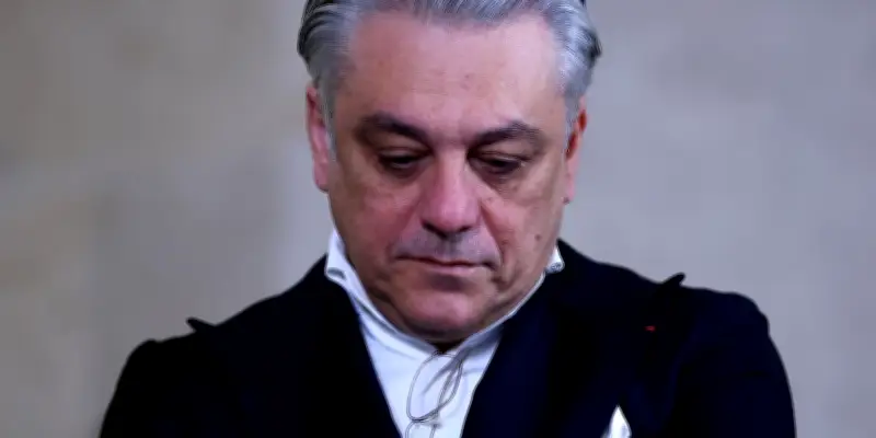 Kering en crise : ventes en chute de 13% et bénéfice net divisé par 50 en 2025