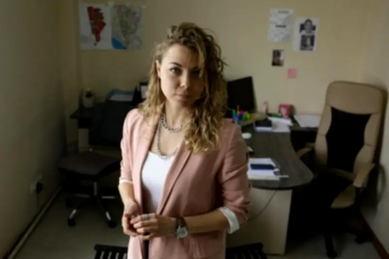 Khelga Pirogova, ex-élue russe en exil, combat un cancer et le régime de Poutine