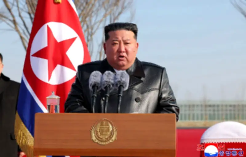 Kim Jong Un réélu à l'unanimité, la Corée du Nord célèbre son renforcement nucléaire
