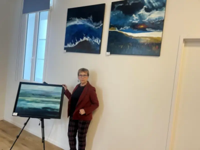 Kloo expose ses œuvres sur l'eau aux thermes de Salies-de-Béarn jusqu'au 12 avril