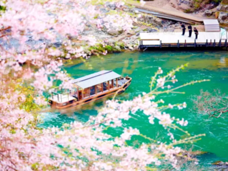 Kyoto au-delà des clichés : itinéraire insolite pour échapper aux foules touristiques