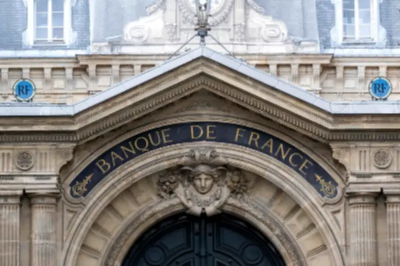 La Banque de France alerte sur la hausse alarmante du surendettement chez les jeunes