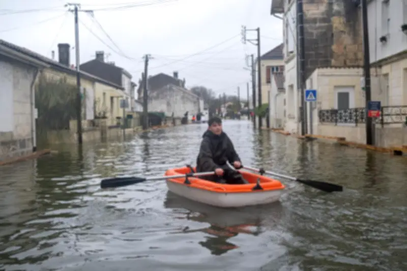 La Charente en crue majeure : un pic historique attendu à Saintes jeudi