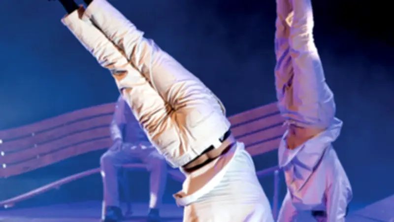 La Compagnie Pyramid présente 'Sous le poids des plumes' au Terral