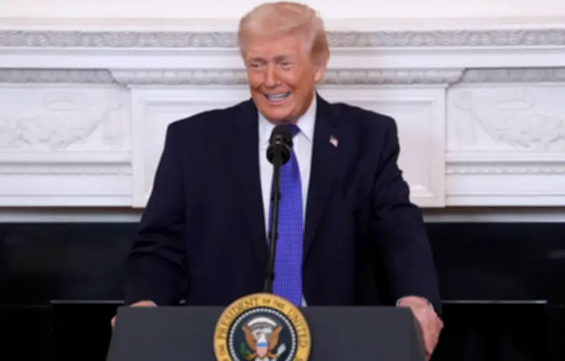 La Cour suprême américaine limite les pouvoirs de Trump sur les droits de douane