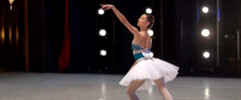 La danseuse biterroise Claire Raynaud-Flavier brille au Prix de Lausanne et vise les États-Unis