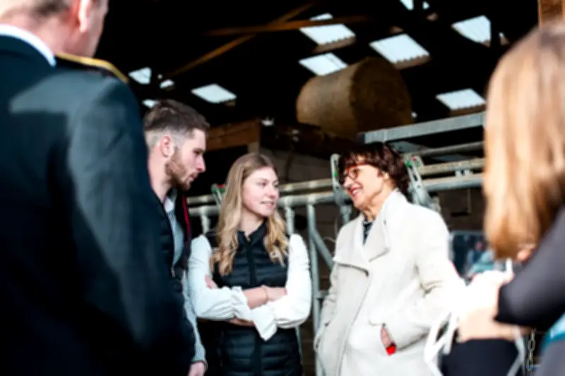 La Ferme des Sévérités : Annie Genevard défend l'agriculture française au Salon