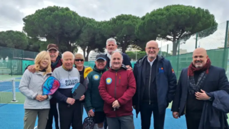 La FFT soutient le développement du padel au Grau-du-Roi avec un prêt sans intérêt