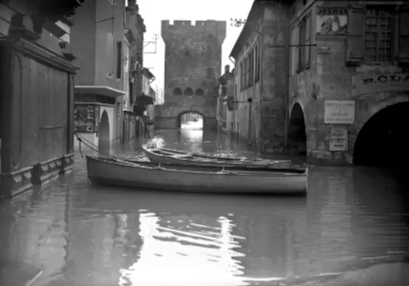 La fontaine de Tourny : une histoire entre Bordeaux et Québec révélée par nos archives