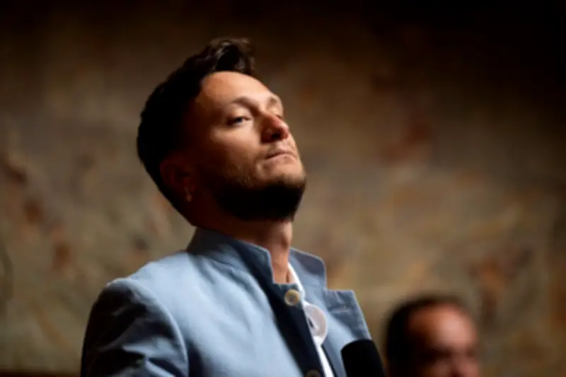 La France Insoumise maintient son soutien à Raphaël Arnault malgré les pressions