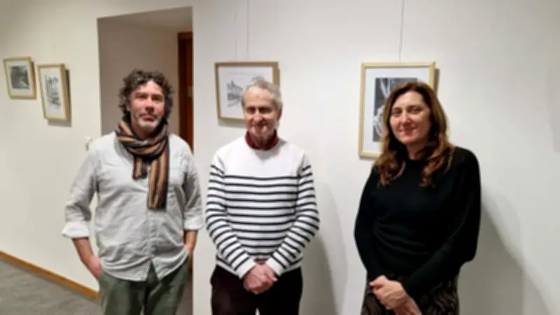 La médiathèque de Saint-Chinian célèbre l'art du noir et blanc avec deux artistes