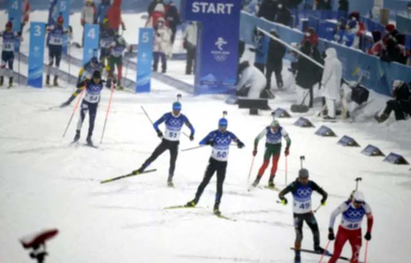 La poursuite en biathlon aux JO : un format fascinant mais controversé