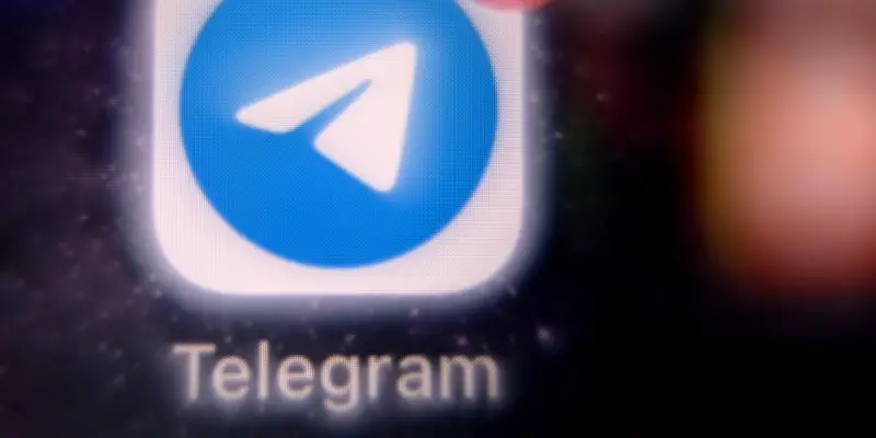 La Russie impose des restrictions progressives sur Telegram pour non-respect de sa loi