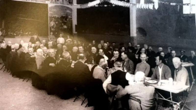 La salle Antoine-Roux de Lunel-Viel : un siècle de vie locale et d'événements mémorables