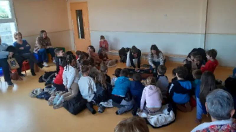 L'ALP maternelle de Sauvian plonge les enfants dans l'univers du Petit Poisson blanc