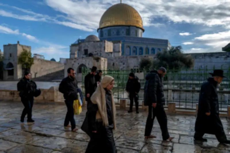 L'ambassade américaine à Jérusalem ordonne le départ de son personnel non essentiel d'Israël