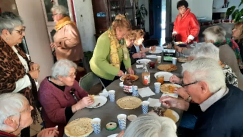 L'ASALV célèbre la Chandeleur lors de ses retrouvailles mensuelles à Alignan-du-Vent