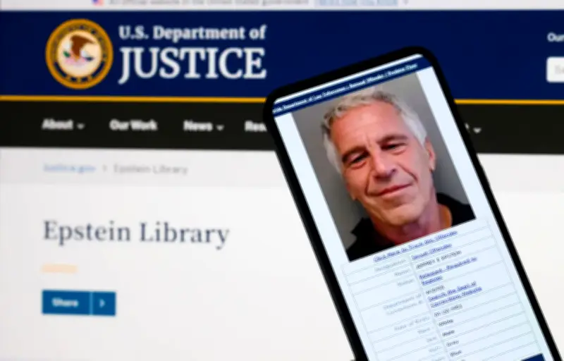 L'association Innocence en danger exige la réouverture de l'enquête Epstein en France
