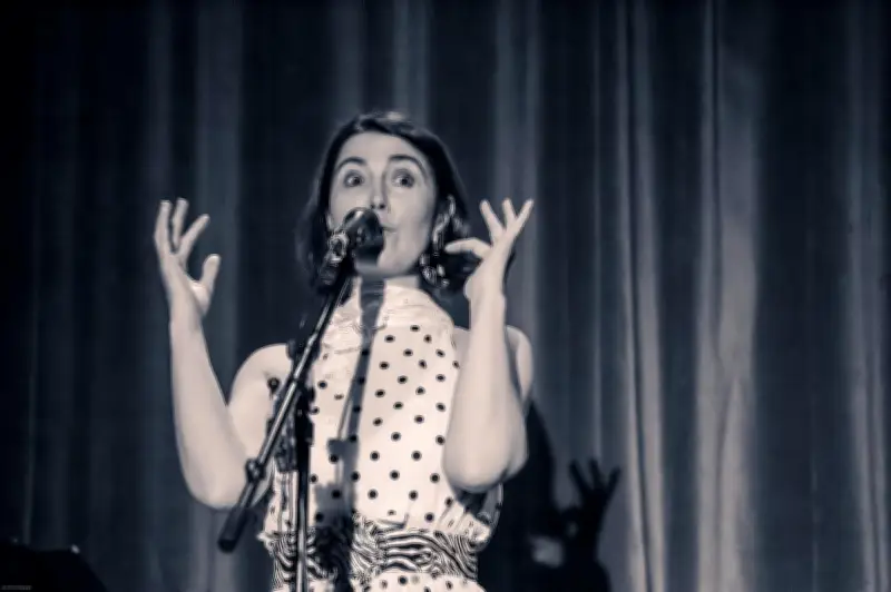 Laure Mollier chante son trouble bipolaire pour briser les tabous