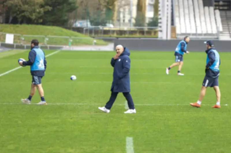 L'Aviron Bayonnais reprend l'entraînement après le départ de Grégory Patat
