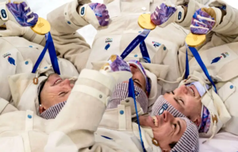 Le biathlon français écrit l'histoire avec son premier titre olympique en relais