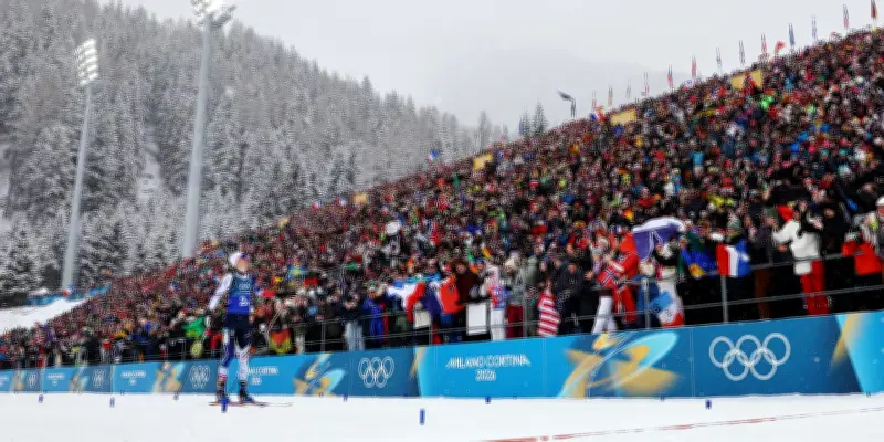 Le biathlon français triomphe en relais aux JO 2026 grâce à Eric Perrot et ses coéquipiers