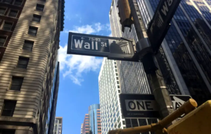 Le Bitcoin en chute libre : analyse des causes et perspectives d'avenir