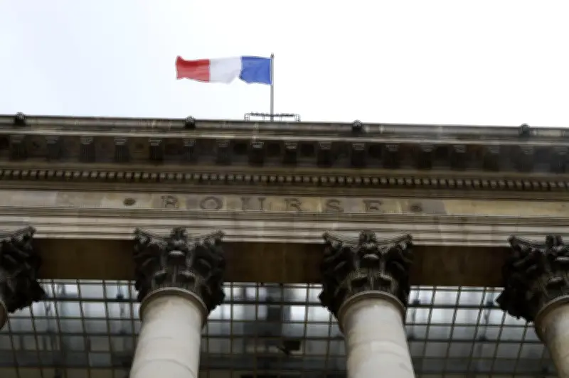 Le CAC 40 franchit la barre des 8 600 points, dopé par les résultats d'entreprises