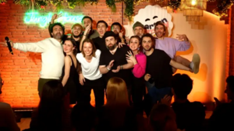 Le Carton Comedy Club débarque à Sauvagnon pour une soirée stand-up hilarante