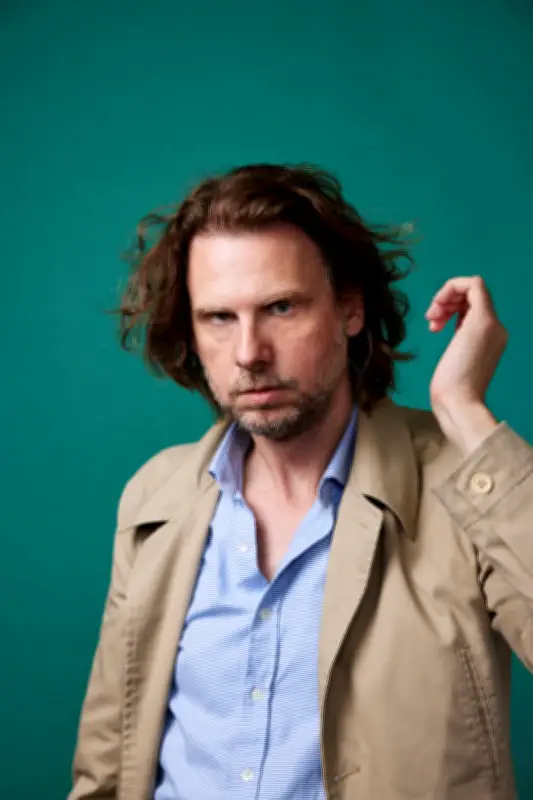 Le Chat du jardinier : Thomas Schlesser réitère son succès littéraire avec la poésie