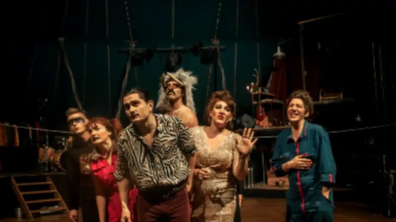 Le Cirque des Petites Natures explore la frontière du sauvage à Sauve