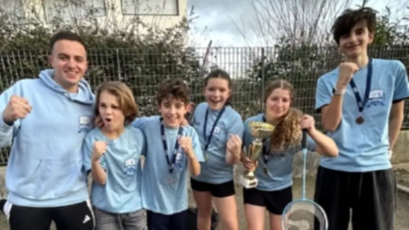 Le collège La Galaberte triomphe au championnat départemental de badminton du Gard