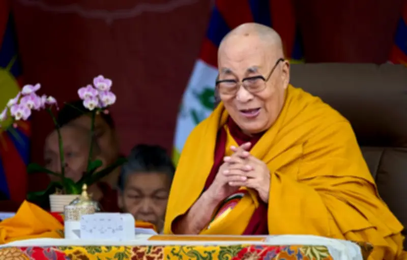 Le Dalaï-lama nie toute rencontre avec Jeffrey Epstein, malgré les mentions dans les dossiers