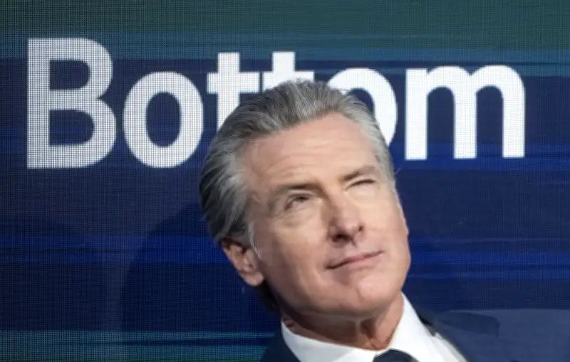 Le 'Dark Woke' : Quand les Démocrates Américains Adoptent les Méthodes de Trump