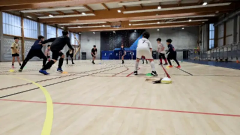 Le FC Nord 17 intègre une prévention contre les écrans lors de son stage de football