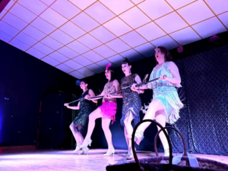 Le Foyer rural s'associe à un repas-cabaret avec la troupe Madame K à Laparadaise