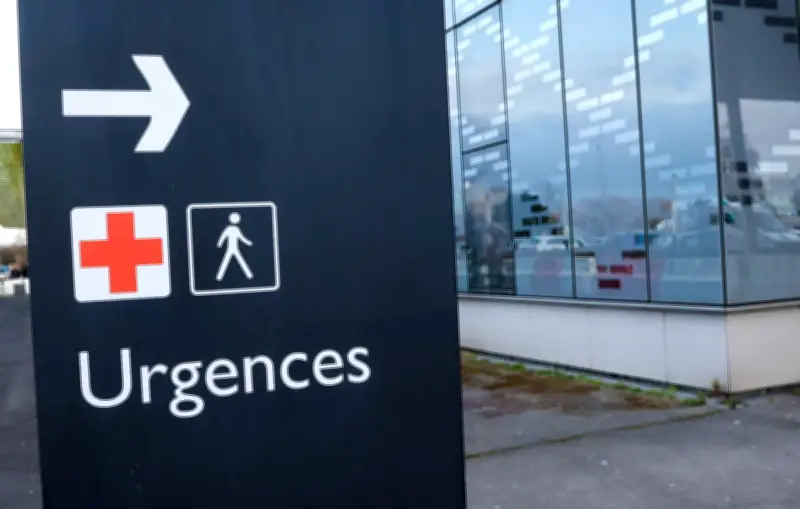 Le gouvernement augmente les forfaits patients pour économiser 400 millions d'euros à la Sécu